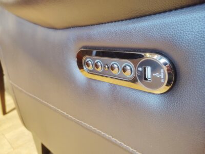 ニトリ チェリーブ ワイド 右電動 ダークブラウン ヘッドレスト可動 本革 2.5人掛け 電動リクライニングソファ 6