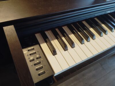 CASIO カシオ Privia プリヴィア 2017年製 PX-870BK 88鍵盤 3本ペダル ブラックウッド調 電子ピアノ 1