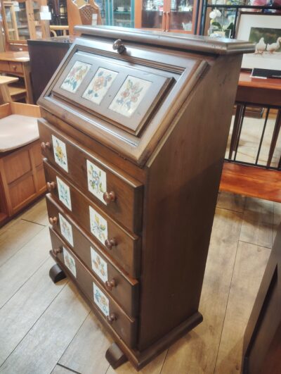 ACTUS取り扱い バレンシア カントリー調 タイル張り パイン材 無垢材 チェスト ライティングビューロー 5