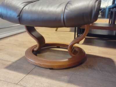 エコーネス EKORNESレザー チーク チョコレート オットマン付き STRESSLESS Classic Reno レノ ストレスレスチェア Mサイズ 9