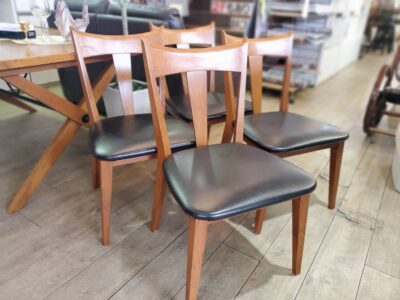 ACME FURNITURE　アクメファニチャー　CARDIFF　カーディフチェア　ダイニングチェア　チェア　4脚セット　オールドアメリカン　西海岸　インダストリアル　アメリカンヴィンテージ　北欧ヴィンテージ　ヴィンテージ風　アンティーク調　ユーズド感　タモ材　アッシュ　リサイクルショップ　再良市場　天白　名東　昭和　千種　瑞穂　緑　日進　豊明　東郷　おススメ　オススメ お洒落　オシャレ　中古