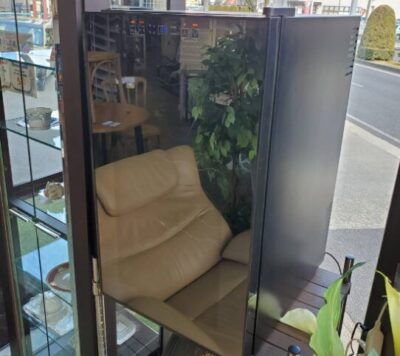 SIS　エスアイエス　ワインセラー　ワイン保管庫　一時保管　ペルチェ方式　べるちぇ方式　ペルチェ式　28本収納可能　静音　BCW-70　振動少ない　入門編　初心者向き　軽量　お試しセラー　リサイクルショップ　再良市場　天白　名東　昭和　千種　瑞穂　緑　日進　豊明　東郷　おススメ　オススメ お洒落　オシャレ　中古