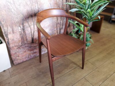 関家具　ロスⅡ　ロス2　アームチェア　ダイニングチェア　チェア　食卓椅子　椅子　デスクチェア　無垢材　ウォールナット　ウォルナット　NWLH　モダン　ミッドセンチュリー　インダストリアル　男前　ナチュラル　カフェ風　リサイクルショップ　再良市場　天白　名東　昭和　千種　瑞穂　緑　日進　豊明　東郷　おススメ　オススメ お洒落　オシャレ　中古　美品