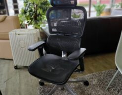 Ergohuman　エルゴヒューマン　オフィスチェア　デスクチェア　ワークチェア　サンバーサポート　可動式ヘッドレスト　アームレスト　前傾チルト　ErgohumanPRO　エルゴヒューマンプロ　リサイクルショップ　再良市場　天白　名東　昭和　千種　瑞穂　緑　日進　豊明　東郷　おススメ　オススメ お洒落　オシャレ　中古