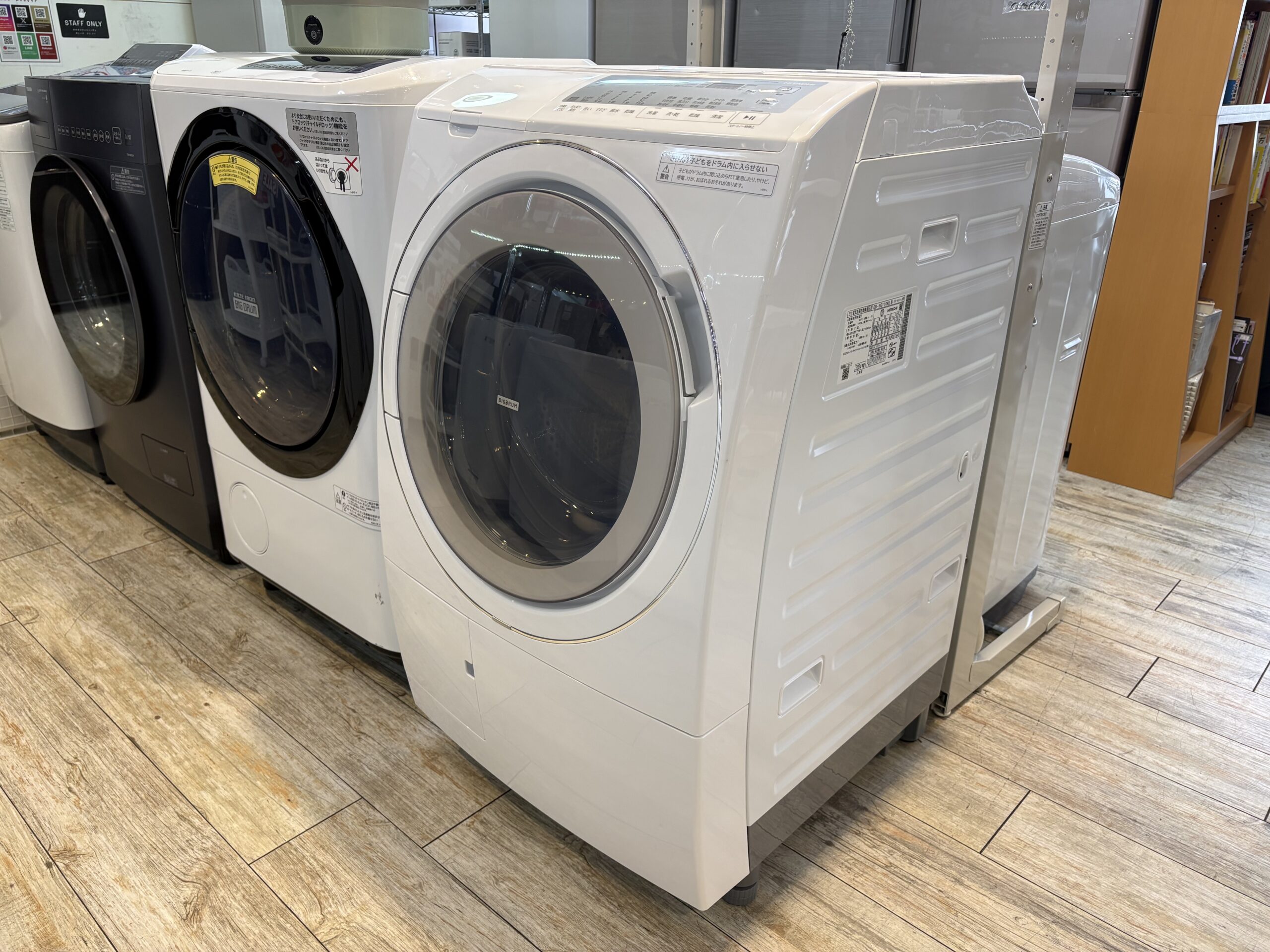 中古品】 ドラム式洗濯機 11/6kg HITACHI BD-SG110KL 2024年製 左開き 中古品】 ドラム式洗濯機 11/6kg HITACHI BD-SG110KL 2024年製 左開き