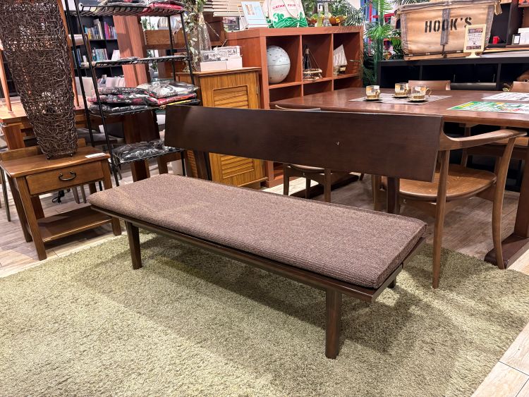 中古品】 飛騨産業 キツツキ ベンチソファ 森のことばシリーズ 無垢材