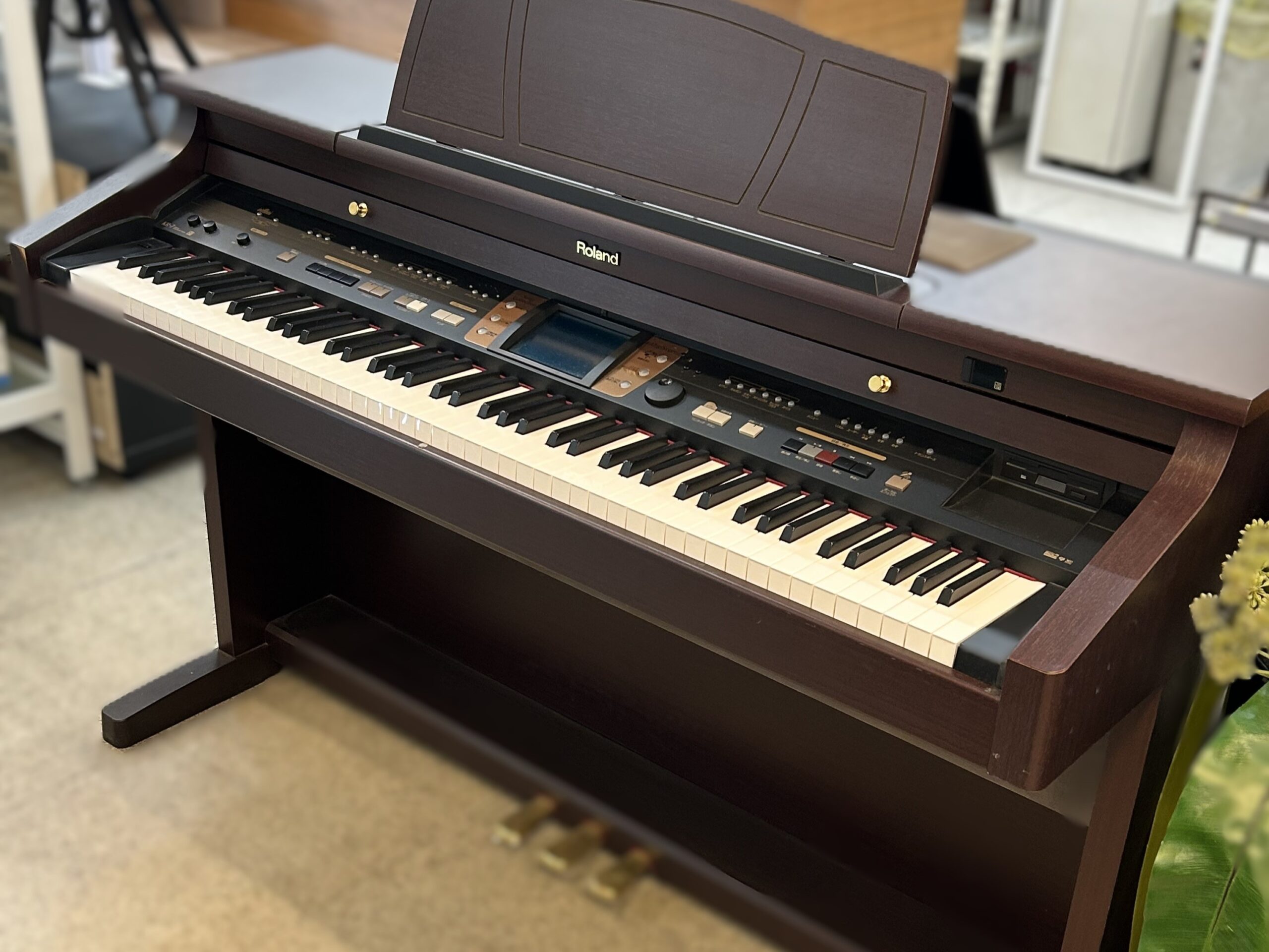 Roland ローランド 電子ピアノ KR-7 買取しました！ 26年2月12日 