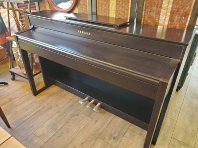 YAMAHA　ヤマハ　Clavinova　クラビノーバ　電子ピアノ　デジタルピアノ　2014年製　CLP-535　ニューダークローズウッド調　象牙調　88鍵盤　88鍵　キーオフサンプリング　高級感　グランドピアノタッチ　リサイクル　最良市場　天白区　名東区　昭和区　千種区　瑞穂区　緑区　日進市　豊明市　東郷町　買取　出張買取　高価買取　販売　お値打ち　特価　1点物　1点モノ　早い者勝ち　おすすめ　おしゃれ　中古品