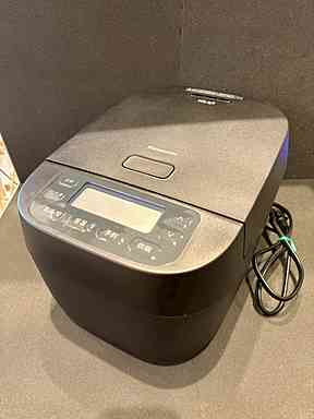 未使用品】 IH5.5合炊き炊飯器 Panasonic SR-N310D 2025年製 買取しま