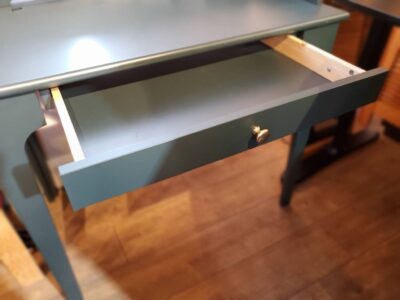 デスク IKEA イケア LOMMARP ロマルプ 作業台 机 学習机 PCデスク パソコンデスク ダークブルーグリーン ダークブルー ダークグリーン 深緑 シック アンティーク調 ヴィンテージ風 レトロ モダン 北欧 インダストリアル リサイクル 最良市場 天白区 名東区 昭和区 千種区 瑞穂区 緑区 日進市 豊明市 東郷町 買取 出張買取 高価買取 販売 お値打ち 特価 1点物 1点モノ 早い者勝ち おすすめ おしゃれ 中古品