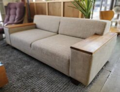 FLANNEL SOFA　FlannelSofa　フランネルソファ　BRICK　ブリック　ローソファ　2.5シーター　2.5人掛け　2シーター　2人掛け　ソファ　ロータイプ　モダン　ナチュラル　カフェ風　メンズライク　インダストリアル　コイルスプリング　天然木　リサイクルショップ　再良市場　天白　名東　昭和　千種　瑞穂　緑　日進　豊明　東郷　おススメ　オススメ お洒落　オシャレ　中古