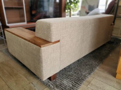 FLANNEL SOFA　FlannelSofa　フランネルソファ　BRICK　ブリック　ローソファ　2.5シーター　2.5人掛け　2シーター　2人掛け　ソファ　ロータイプ　モダン　ナチュラル　カフェ風　メンズライク　インダストリアル　コイルスプリング　天然木　リサイクル　最良市場　天白区　名東区　昭和区　千種区　瑞穂区　緑区　日進市　豊明市　東郷町　買取　出張買取　高価買取　販売　お値打ち　特価　1点物　1点モノ　早い者勝ち　おすすめ　おしゃれ　中古品