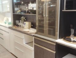 NITORI ラピス クローチェ スリム ダーク系 キッチン収納 耐震ロック 観音開き 食器棚 カップボード