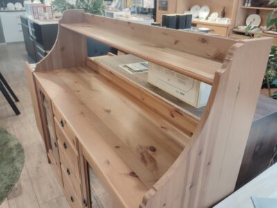 IKEA LEKSVIK アンティーク調 カントリー パイン材 鍵付き 北欧 幅141㎝ サイドボード 2
