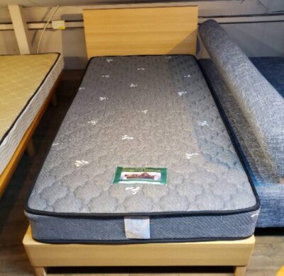 シングルベッド　シングルサイズベッド　シングルサイズ　ベッド　ベッドセット　Sサイズ　Sベッド　ベッドフレーム　ベッドマット　フレーム　ボンネルコイルマットレス　シンプルデザイン　ナチュラル　ライトブラウン　リサイクルショップ　再良市場　天白　名東　昭和　千種　瑞穂　緑　日進　豊明　東郷　おススメ　オススメ お洒落　オシャレ　中古