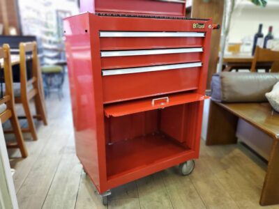 BGTOOL キャビネットワゴン ツールボックス キャビネットツールボックス ツールボックスワゴン ローリングツールカート チェスト ツールストレージオーガナイザー 倉庫 車庫 ガレージ 鍵付き カギ付き 工具入れ 工具箱付き 大容量収納 道具箱 DIY 作業場 工場 保護マット付き レッド 赤色 レトロ モダン アメリカンレトロ
リサイクル 最良市場 天白区 名東区 昭和区 千種区 瑞穂区 緑区 日進市 豊明市 東郷町 買取 出張買取 高価買取 販売 お値打ち 特価 1点物 1点モノ 早い者勝ち おすすめ おしゃれ 中古品