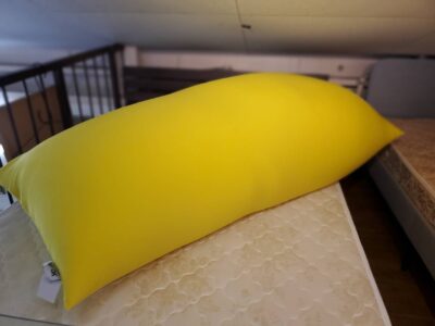 yogibo　ヨギボー　YogiboMax　ヨギボーマックス　YogiboLounger　ヨギボーラウンジャー　ソファ　チェア　ベッド　椅子　リクライナー　パーソナルソファ　1人用ソファ　1シーターソファ　1人掛けソファ　ビーズクッション　ビーズソファ　軽量　省スペース　パイピング　イエロー　グレー　洗濯機で洗える　　カバー洗える　リサイクルショップ　再良市場　天白　名東　昭和　千種　瑞穂　緑　日進　豊明　東郷　おススメ　オススメ お洒落　オシャレ　中古　美品
