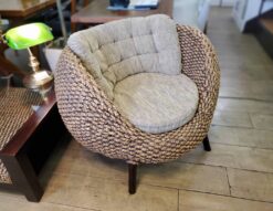 ウォーターヒヤシンス　ラウンジチェア　パールチェア　パーソナルチェア　パーソナルソファ　1シーター　1人掛け　1人用　ソファ　チェア　シングルソファ　アジアンテイスト　ラウンド型　丸型　丸形　水草　自然素材　頑丈　リサイクルショップ　再良市場　天白　名東　昭和　千種　瑞穂　緑　日進　豊明　東郷　おススメ　オススメ お洒落　オシャレ　中古
