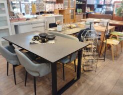 ダイニングセット 石調 スチール脚 幅150 アームチェア アームベンチ メラミン調天板 コンクリ模様 スタイリッシュ ダイニング4点セット 食卓セット