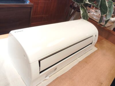 DAIKIN Hisennse 2021年製 おもに6畳用 スタンダードモデル セパレート型 2.2Kw ルームエアコン F22YTES HAS22DE9 