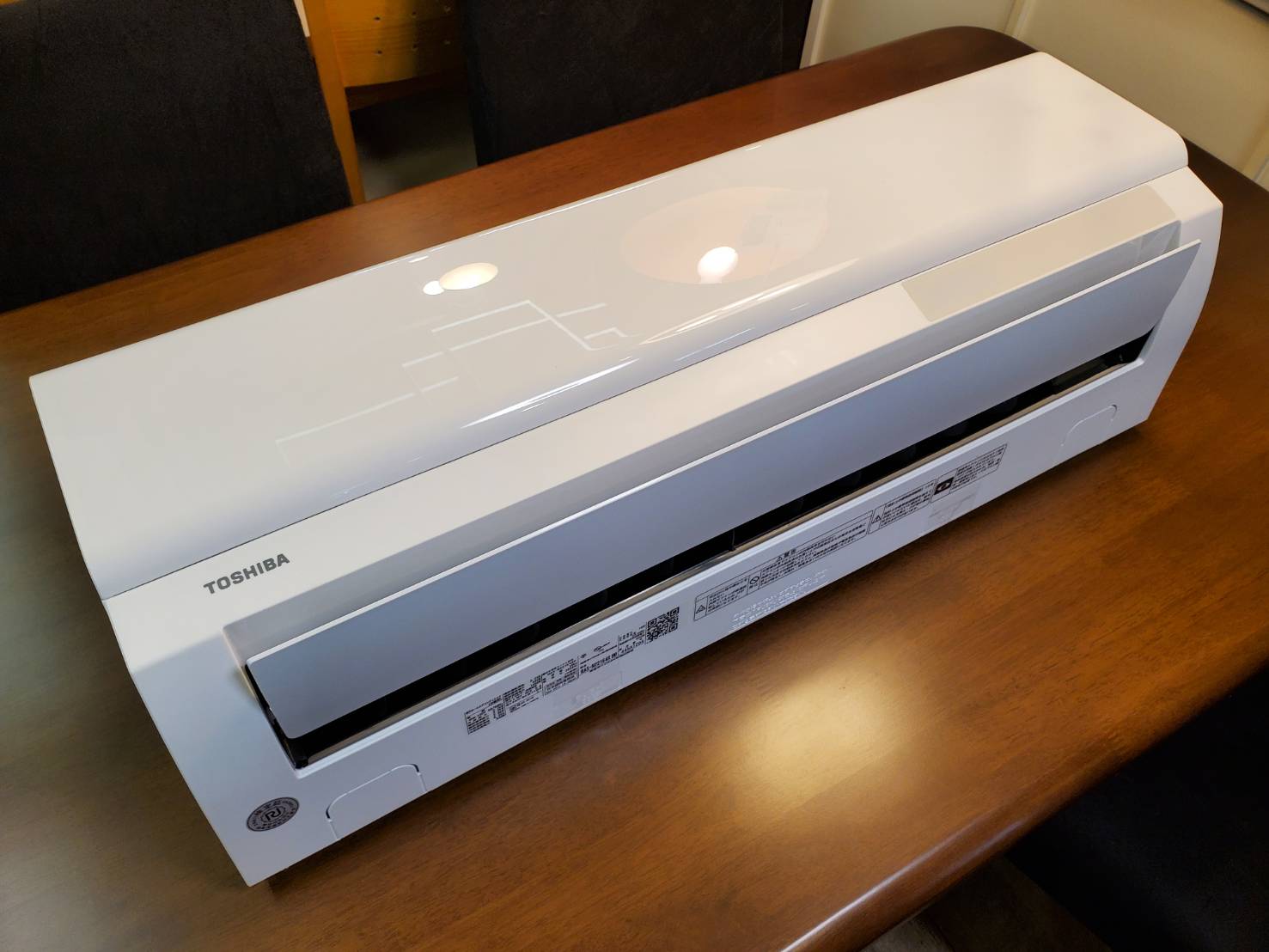東芝 TOSHIBA エアコン 2024年型【美品】　 TOSHIBA（東芝） エアコン おもに6畳 TMシリーズ 2024年モデル 高さ