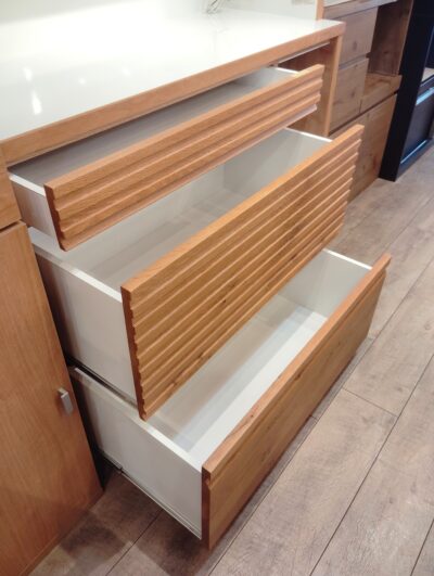 河口家具 国産 ナチュラル ホワイト モイス モダン 非透過性ガラス キッチンボード 4