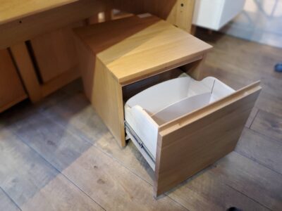 KEYUCA　ケユカ　KOIZUMI　コイズミ　学習机　学習デスク　木製デスク　机　デスク　PCデスク　作業机　foset　フォセット　学習椅子　椅子　チェア　キャスター付き　隠しキャスター　多機能チェア　天然木　　ナチュラル　モダン　シンプル　天板高さ調節可能　袖机　ワゴン　デスクワゴン　ブックシェルフ　上棚付き　
リサイクル　最良市場　天白区　名東区　昭和区　千種区　瑞穂区　緑区　日進市　豊明市　東郷町　買取　出張買取　高価買取　販売　お値打ち　特価　1点物　1点モノ　早い者勝ち　おすすめ　おしゃれ　中古品