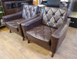 karimoku　カリモク　カリモク家具　ロビーチェア　1シーター　ラウンジチェア　1人掛け　ソファ　1シーターソファ　パーソナルソファ　ブラウン　ダークブラウン　アンティーク調　ヴィンテージ　ビンテージ　レトロ　インダストリアル　男前　西海岸　メンズライク　カフェ風　　リサイクルショップ　再良市場　天白　名東　昭和　千種　瑞穂　緑　日進　豊明　東郷　おススメ　オススメ お洒落　オシャレ　中古