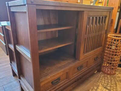 大江戸風　サイドボード　大江戸家具　和家具　和箪笥　キャビネット　収納　リビング収納　古風　框デザイン　和風　和モダン　レトロ　レトロモダン　古民家風　アンティーク風　ヴィンテージ　工芸家具　格子戸　リサイクル　最良市場　天白区　名東区　昭和区　千種区　瑞穂区　緑区　日進市　豊明市　東郷町　買取　出張買取　高価買取　販売　お値打ち　特価　1点物　1点モノ　早い者勝ち　おすすめ　おしゃれ　中古品