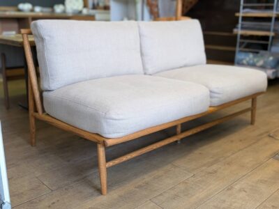 MOMO NATURAL モモナチュラル CLOUD SOFA 2P クラウドソファ クラウド ソファ 2シーターソファ 2人掛け 2人用 アームレス オーク材 無垢材 オーク無垢材 木製フレーム スポークデザイン 格子デザイン 羽毛 カバーリング ファブリック オイル仕上げ ふわふわ 雲の上MOMO NATURAL モモナチュラル CLOUD SOFA 2P クラウドソファ クラウド ソファ 2シーターソファ 2人掛け 2人用 アームレス オーク材 無垢材 オーク無垢材 木製フレーム スポークデザイン 格子デザイン 羽毛 カバーリング ファブリック オイル仕上げ ふわふわ 雲の上 リサイクルショップ 再良市場 天白 名東 昭和 千種 瑞穂 緑 日進 豊明 東郷 おススメ オススメ お洒落 オシャレ 中古 美品