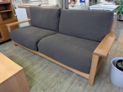 MUJI　無印　無印良品　ソファ　3シーターソファ　3人掛けソファ　3人用　長椅子　木製フレーム　フェザーポケットコイル　カバーリング　ブラウン　ファブリック　モダン　ナチュラル　カフェ風　オーク材　カバー付き　格子デザイン　リサイクルショップ　再良市場　天白　名東　昭和　千種　瑞穂　緑　日進　豊明　東郷　おススメ　オススメ お洒落　オシャレ　中古