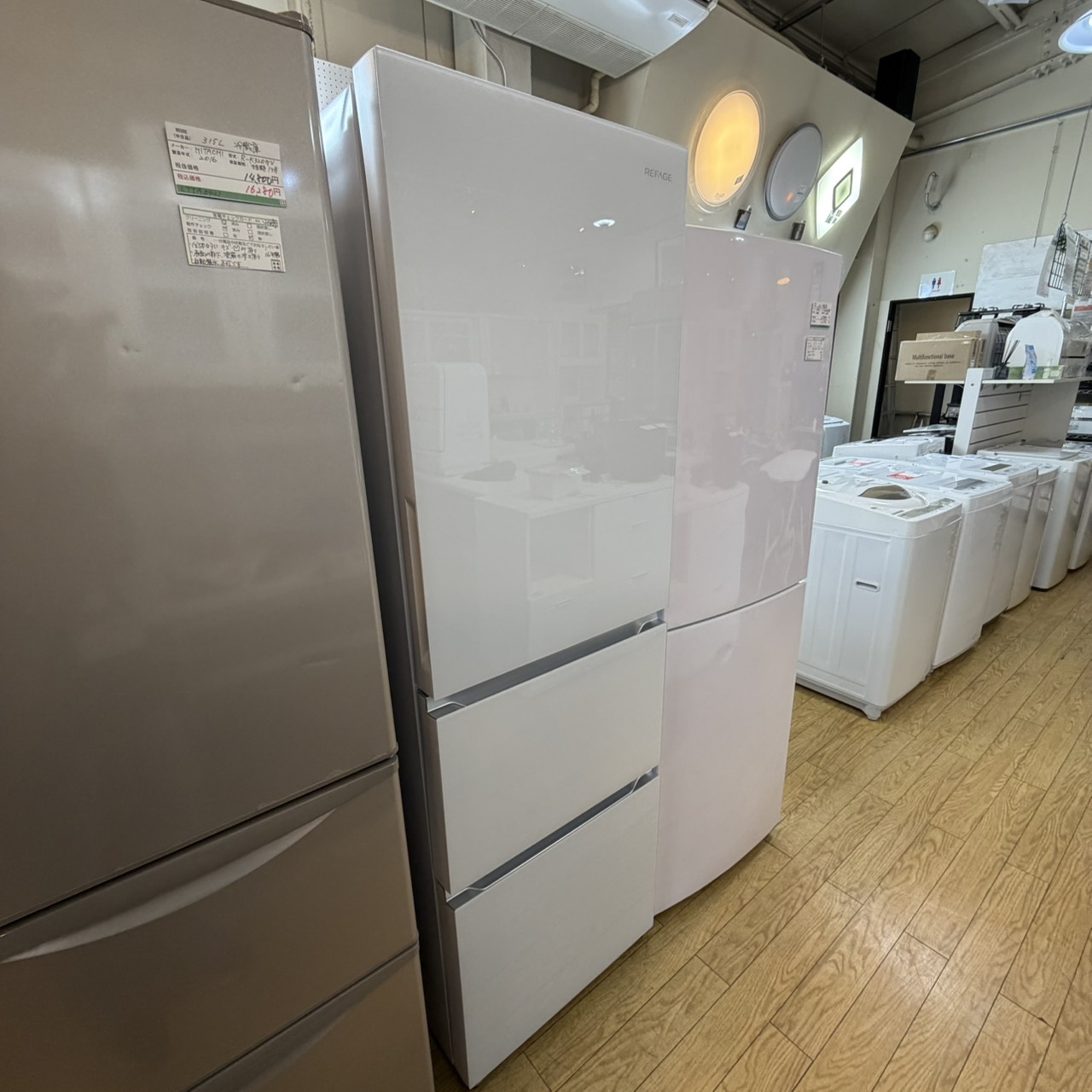 中古】ヤマダオリジナル 冷蔵庫319L YRZ-F32MW 2025年製 ※1年保証付き