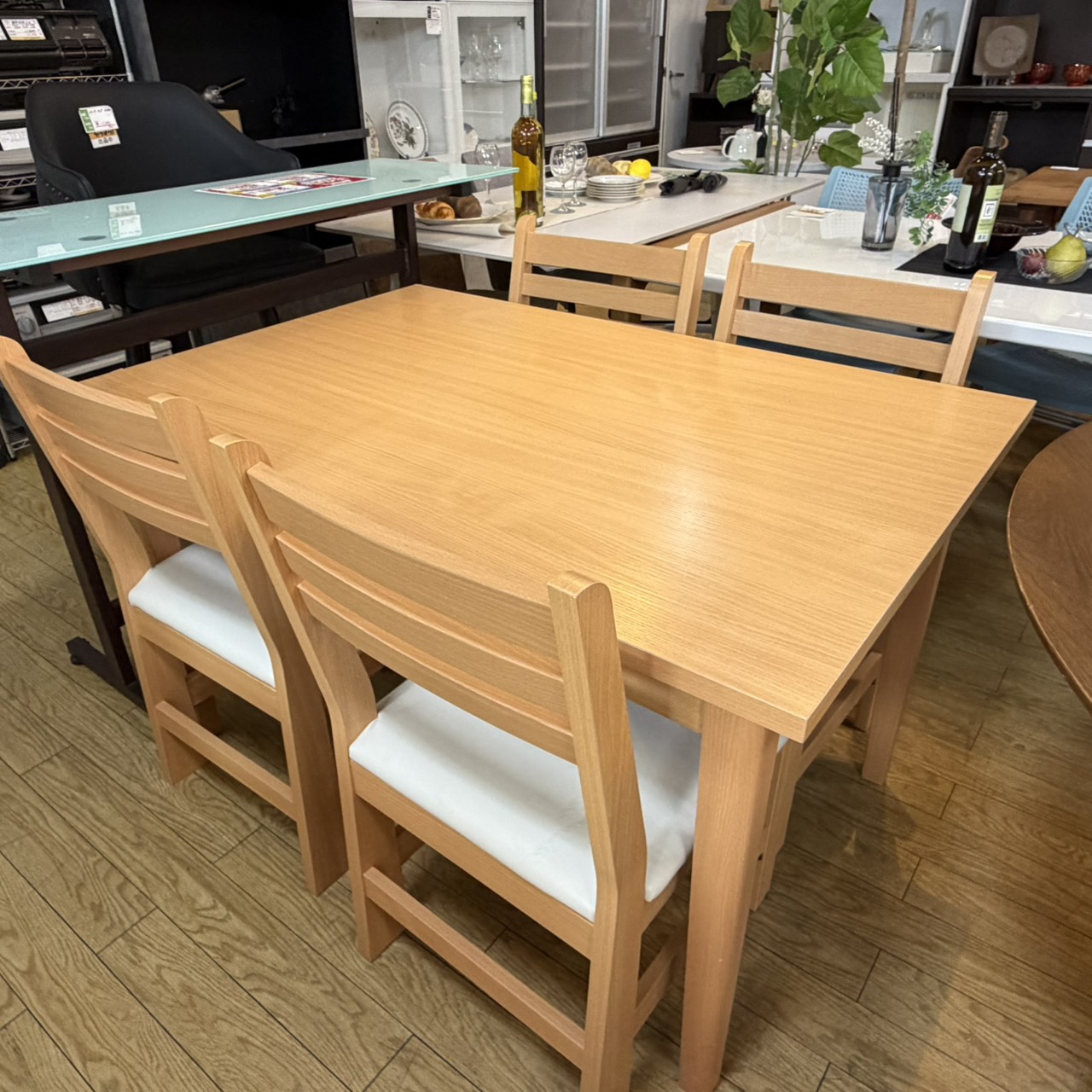 中古】ダイニング5点セット ナチュラル 買取しました♪ 26年6月22日 中古】ダイニング5点セット ナチュラル 買取しました♪ 26年6月22日