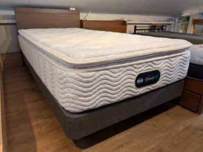 SIMMONS シモンズ シングルベッド シングルサイズベッド ベッドセット Beautyrest ビューティレスト ビューティーレスト ポケットコイルマットレス ダブルボトムス ダブルクッション ホテルライク ボックススプリング ヘッドボード付き リサイクル 最良市場 天白区 名東区 昭和区 千種区 瑞穂区 緑区 日進市 豊明市 東郷町 買取 出張買取 高価買取 販売 お値打ち 特価 1点物 1点モノ 早い者勝ち おすすめ おしゃれ 中古品