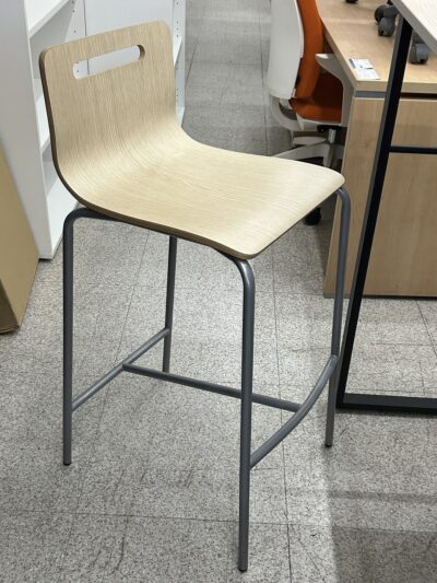 CRES_counter_chair_KINO