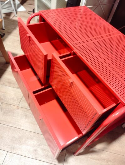 IKEA NIKKEBY ニッケビー レッド スチール製 4ドロワー 引き出し スチールチェスト 3