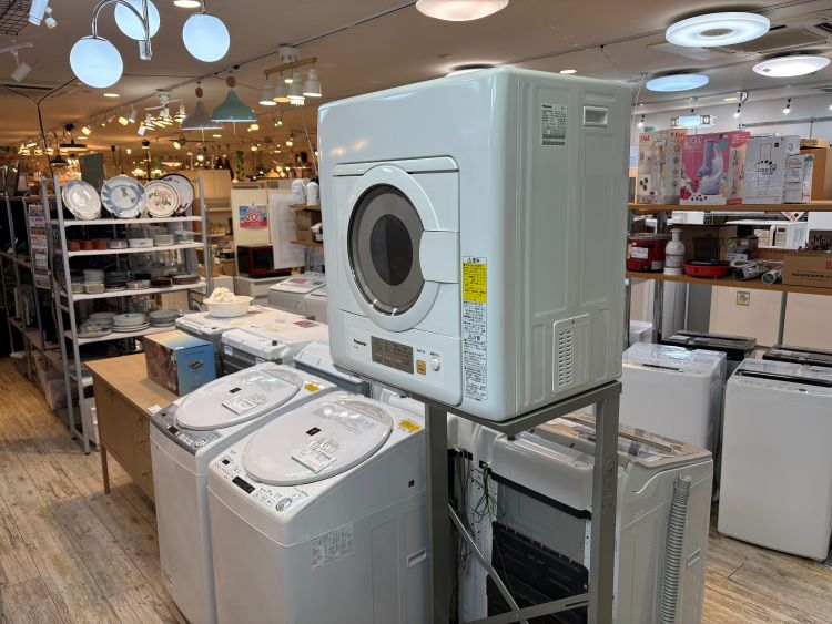 中古品】 電気衣類乾燥機 Panasonic 6.0kg NH-D603 2024年製 スタンド