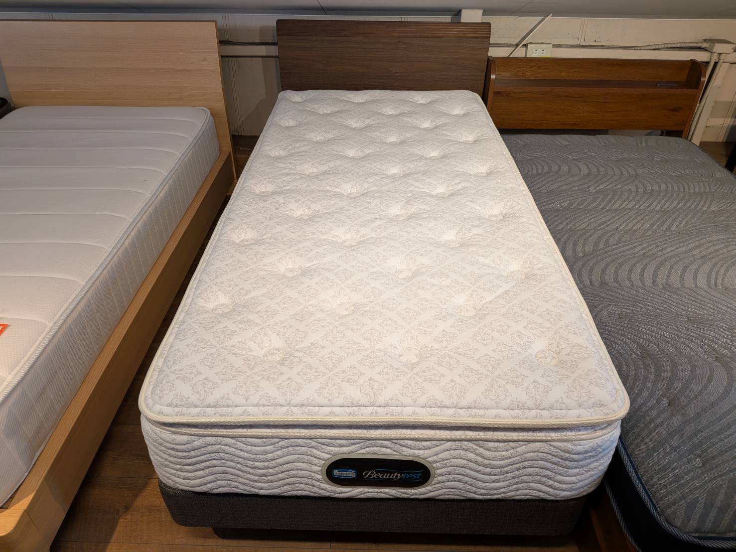 ☆SIMMONS シモンズ シングルベッド Beautyrest ビューティレスト