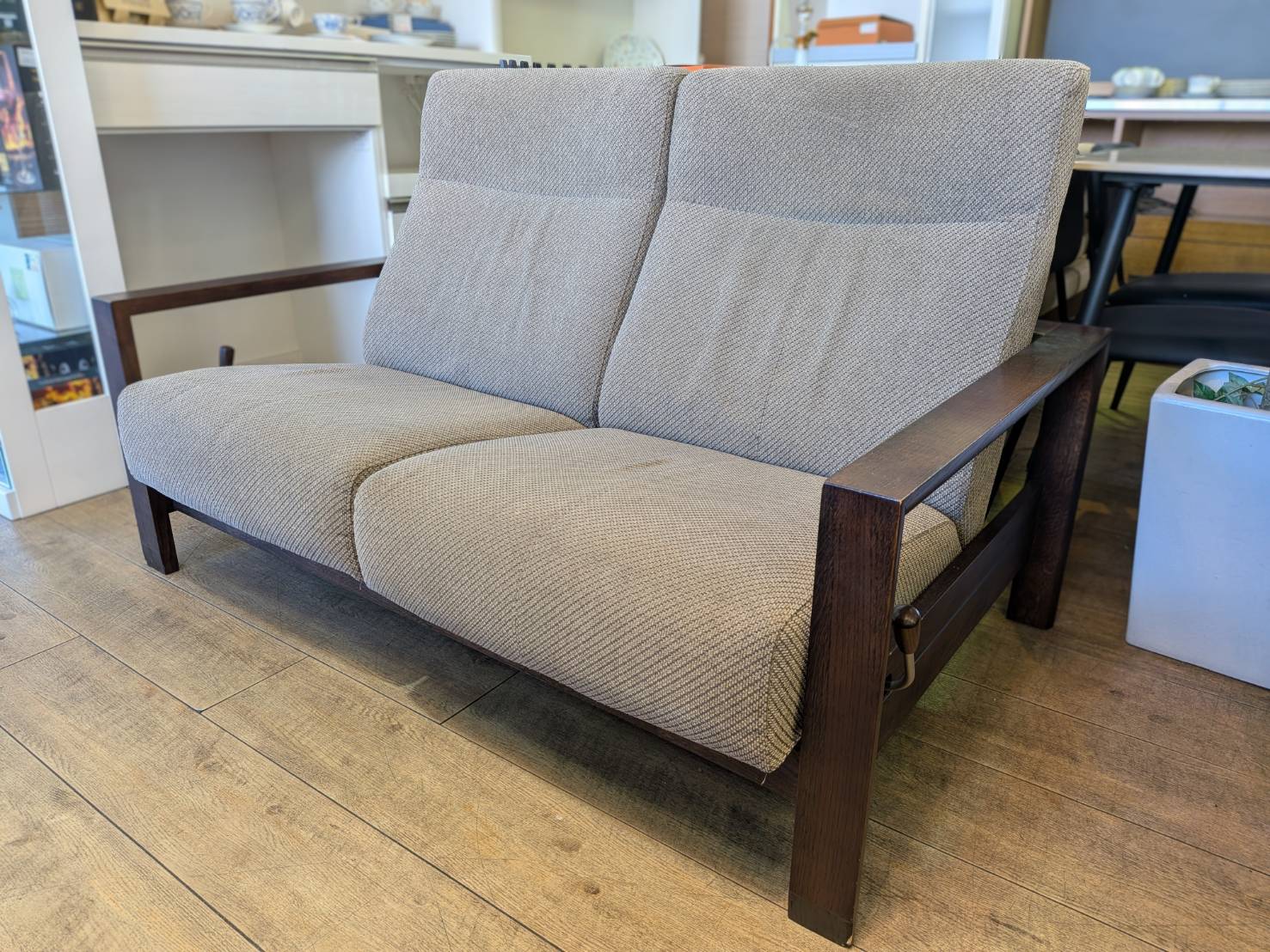 ☆karimoku カリモク家具 2シーターリクライニングソファ WT51モデル