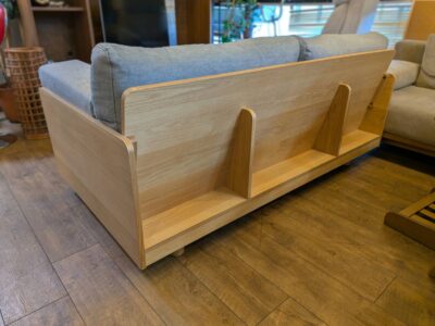 MUJI　無印良品　2.5シーター　2.5人掛け　2シーター　2人掛け　ソファ　ソファベッド　簡易ベッド　デイベッド　木製フレーム　ファブリック　布張り　カバーリング　ナチュラル　モダン　北欧　オーク材　オーク突板　　　リサイクル　最良市場　天白区　名東区　昭和区　千種区　瑞穂区　緑区　日進市　豊明市　東郷町　買取　出張買取　高価買取　販売　お値打ち　特価　1点物　1点モノ　早い者勝ち　おすすめ　おしゃれ　中古品