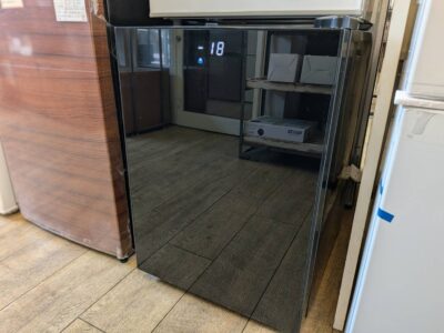 新品 未使用品 新品未使用品 TOHOTAIYO 1ドア 冷凍庫 フリーザー 2025年製 高年式 TH-GTR60L TH-64LF1 ブラック ガラストップ ガラス扉 ウッドブラウン 木目調 正方形 長方形 耐熱天板 コンパクト 省スペース セカンド冷凍庫 買い置き 作り置き リサイクルショップ 再良市場 天白 名東 昭和 千種 瑞穂 緑 日進 豊明 東郷 おススメ オススメ お洒落 オシャレ