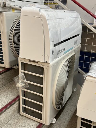 TOSHIBA_air_conditioner_RAS-J221DTKS