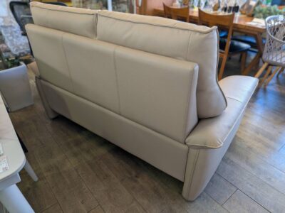 RELAX FOM リラックスフォーム RelaxForm LUCHE ルーシェ 2シーター 2人掛け 2人用 ソファ ハイバックソファ ベージュ モダン シンプル ナチュラル エレガント リサイクル 最良市場 天白区 名東区 昭和区 千種区 瑞穂区 緑区 日進市 豊明市 東郷町 買取 出張買取 高価買取 販売 お値打ち 特価 1点物 1点モノ 早い者勝ち おすすめ おしゃれ 中古品
