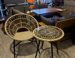 【モデルルーム展示品】　アスプルンド　ダリア　屋内　屋外　ガーデンテーブル&チェア　買取しました。