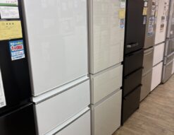 ミツビシ　2023年　左開き　パールホワイト　 330L冷凍冷蔵庫　買取しました。