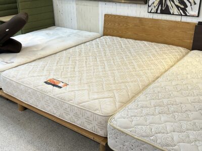 ASLEEP_MUJI_double_bed
