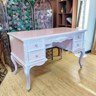 westhousegallery_desk_3